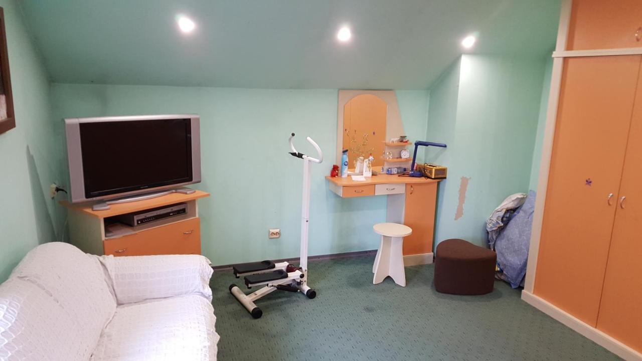Casele Lena Bed and Breakfast Aldesti  Exterior foto